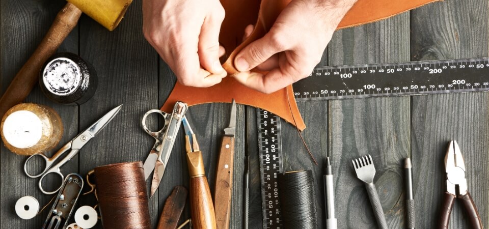 Apprendre la maroquinerie et le travail du cuir - Atelier Romy