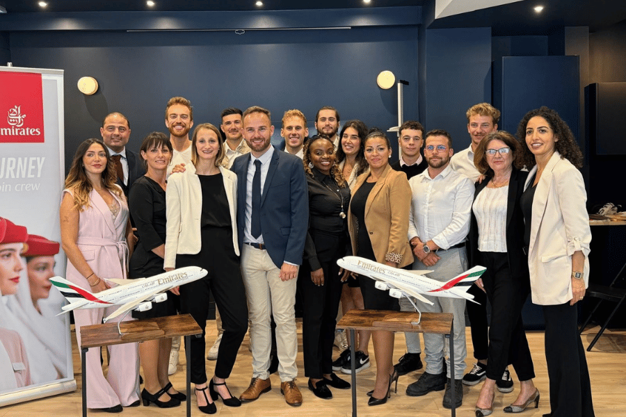 Devenir hôtesse de l'air/steward avec l'équipe Sky